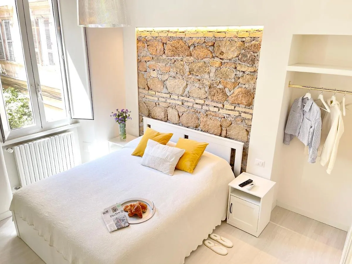 Apartment The Savoy Suite Rome