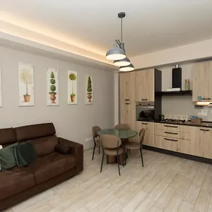 Apartment B9, Rome