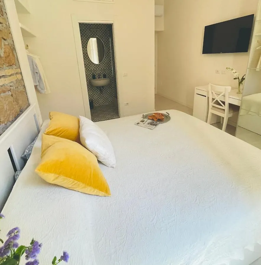 Apartment The Savoy Suite Rome Italy