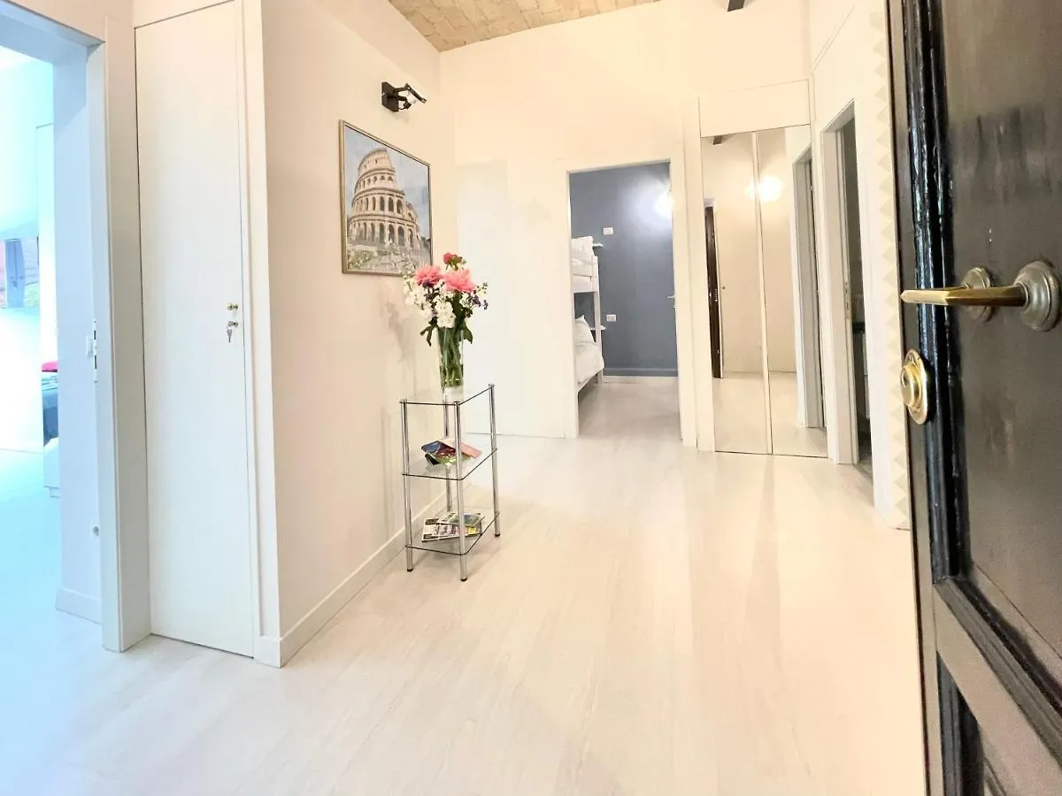 Apartment The Savoy Suite Rome Italy